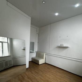 Сдается Нежилое помещение, 18 м²