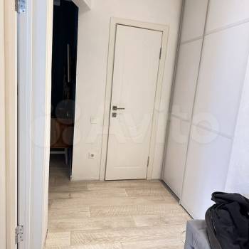 Сдается 1-комнатная квартира, 49 м²