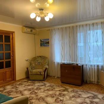 Продается Многокомнатная квартира, 64 м²