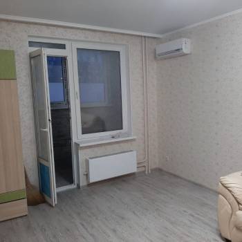 Сдается 1-комнатная квартира, 39 м²