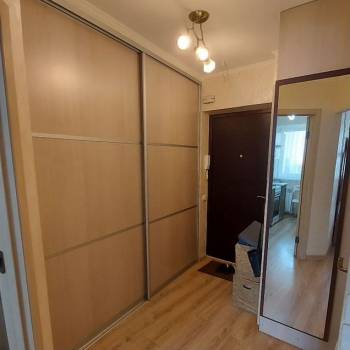 Продается 1-комнатная квартира, 34 м²