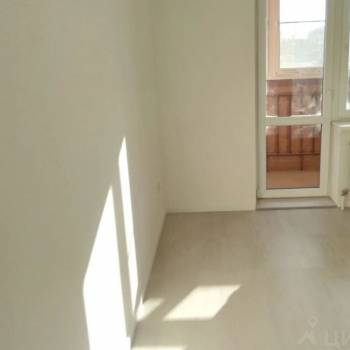 Продается 1-комнатная квартира, 47 м²