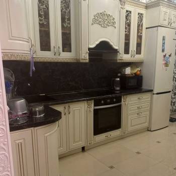 Продается 2-х комнатная квартира, 80 м²