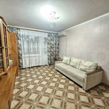 Сдается 1-комнатная квартира, 38 м²