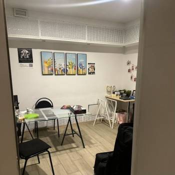 Сдается Нежилое помещение, 200 м²