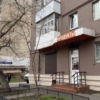 Сдается Нежилое помещение, 202 м²