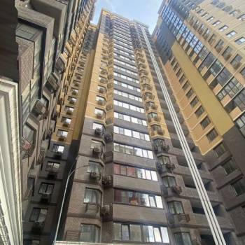 Продается 1-комнатная квартира, 40,6 м²