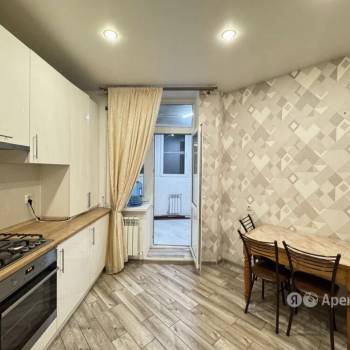 Сдается 1-комнатная квартира, 42 м²