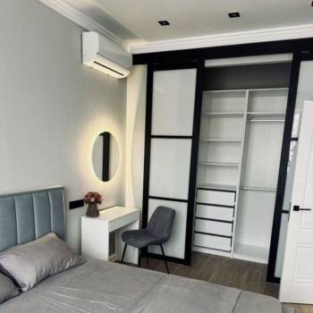 Продается 1-комнатная квартира, 40 м²