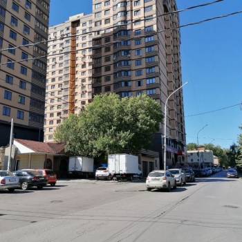 Сдается 1-комнатная квартира, 47 м²