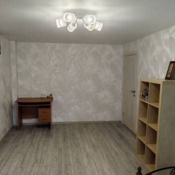 Продается 1-комнатная квартира, 32 м²