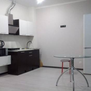 Сдается 1-комнатная квартира, 41 м²