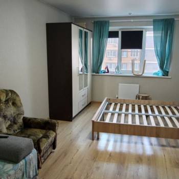 Сдается 1-комнатная квартира, 40 м²