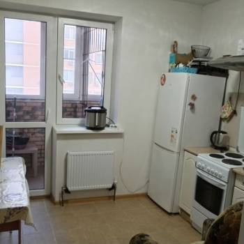 Сдается 1-комнатная квартира, 40 м²