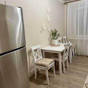 Сдается 1-комнатная квартира, 42 м²