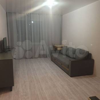 Сдается 1-комнатная квартира, 41 м²
