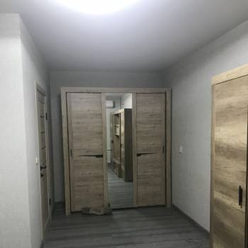 Продается 1-комнатная квартира, 41 м²