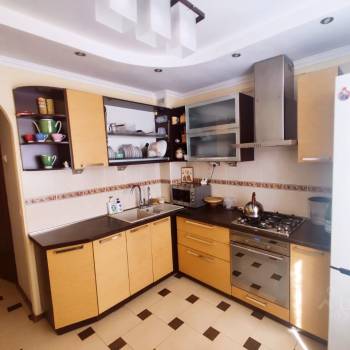 Продается 2-х комнатная квартира, 55 м²