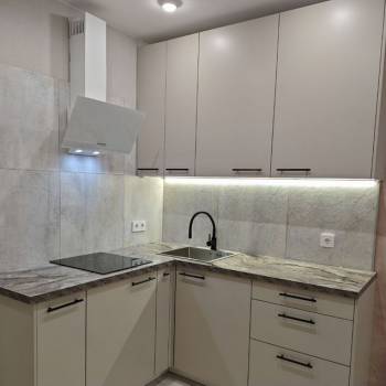 Продается 1-комнатная квартира, 30,5 м²
