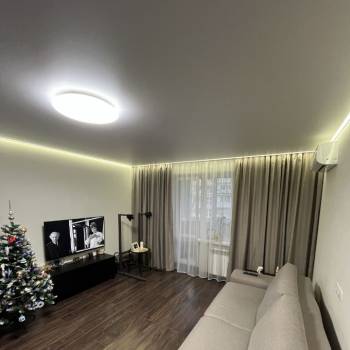 Продается 1-комнатная квартира, 37 м²