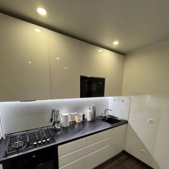 Продается 1-комнатная квартира, 37 м²