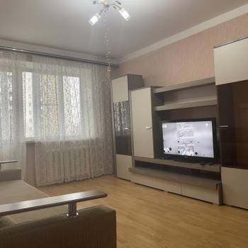 Сдается 2-х комнатная квартира, 56 м²
