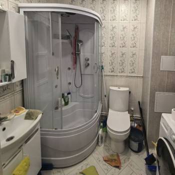 Продается 1-комнатная квартира, 42 м²