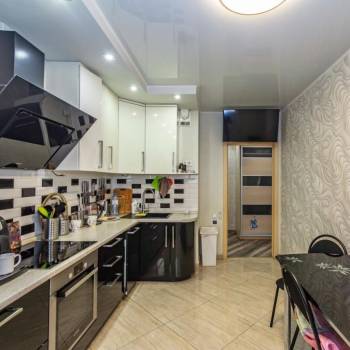 Сдается Многокомнатная квартира, 101,3 м²