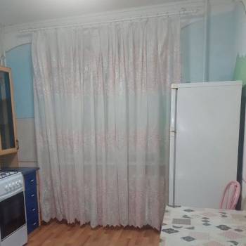 Сдается Многокомнатная квартира, 64 м²