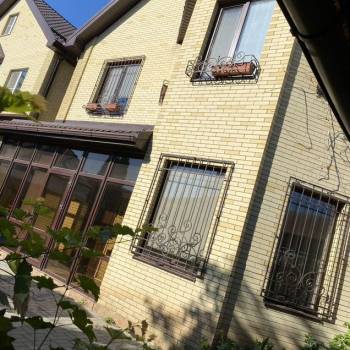 Продается Дом, 240 м²