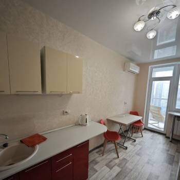 Сдается 1-комнатная квартира, 43 м²