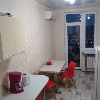 Сдается 1-комнатная квартира, 43 м²