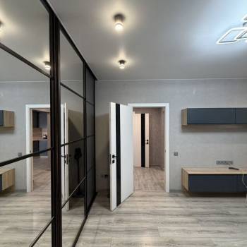 Сдается 1-комнатная квартира, 42 м²