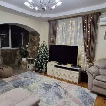 Продается 3-х комнатная квартира, 99 м²