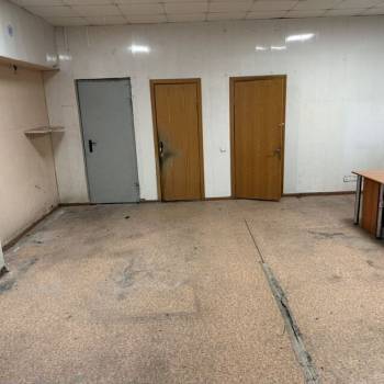 Сдается Нежилое помещение, 204 м²