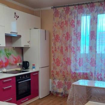 Сдается 2-х комнатная квартира, 56 м²