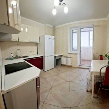 Сдается 1-комнатная квартира, 43 м²