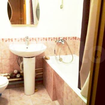 Сдается Многокомнатная квартира, 60 м²