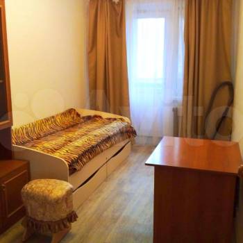 Сдается Многокомнатная квартира, 60 м²