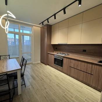 Сдается 1-комнатная квартира, 42 м²