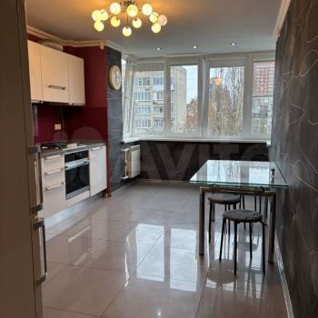 Сдается 2-х комнатная квартира, 63 м²