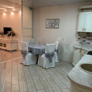 Сдается 2-х комнатная квартира, 60 м²