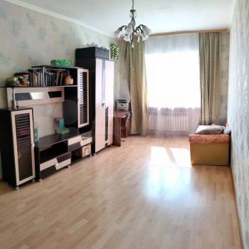 Продается 1-комнатная квартира, 38 м²
