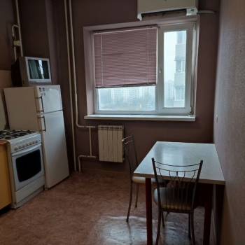 Сдается 1-комнатная квартира, 40 м²