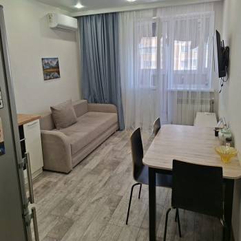 Сдается 1-комнатная квартира, 43 м²