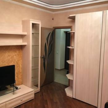 Сдается 1-комнатная квартира, 35 м²