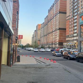 Продается Нежилое помещение, 204 м²