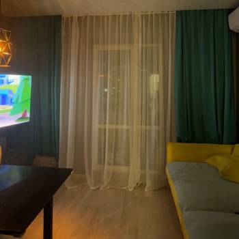 Продается Многокомнатная квартира, 77 м²