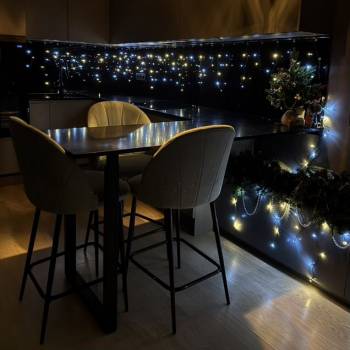 Продается Многокомнатная квартира, 77 м²