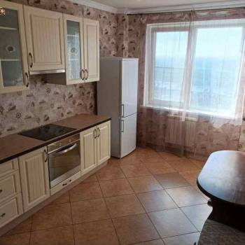 Сдается 2-х комнатная квартира, 70 м²